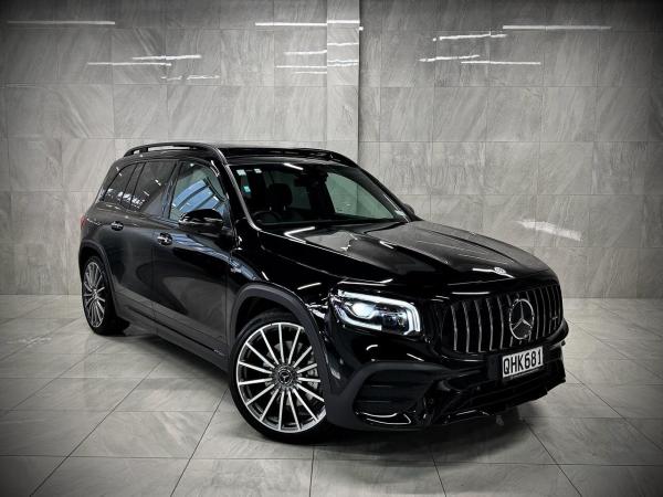 Mercedes-AMG GLB 35 - Dream Drives